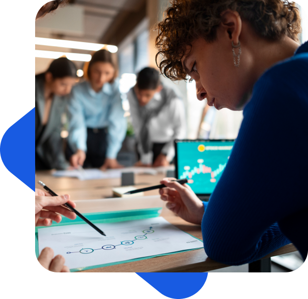 faq-plan-de-mejora-continua Preguntas frecuentes sobre el plan de mejora continua destacando estrategias clave